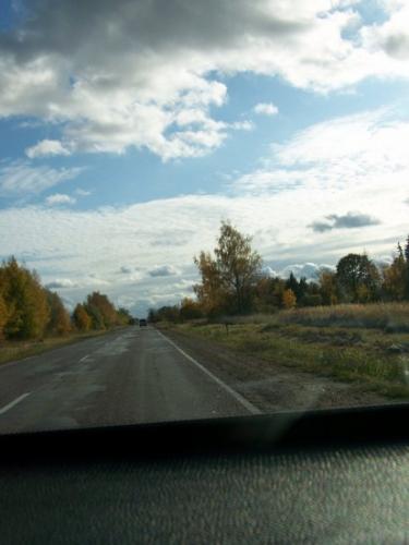 Strassen nach Jelgava (100_0065.JPG) wird geladen. Eindrucksvolle Fotos aus Lettland erwarten Sie.